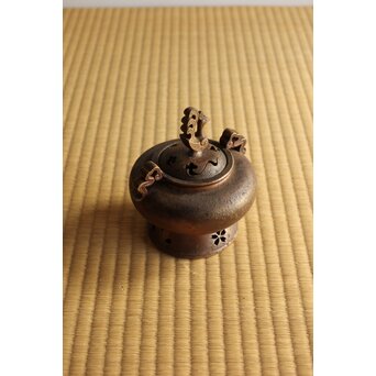 鈴木黄哉 備前 細工香炉　P491 