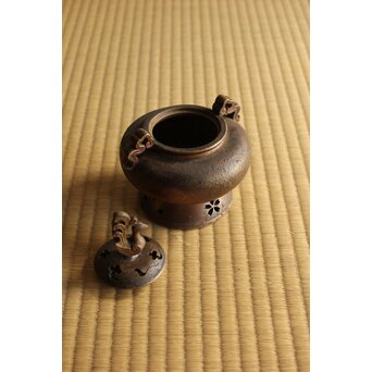 鈴木黄哉 備前 細工香炉　P491 