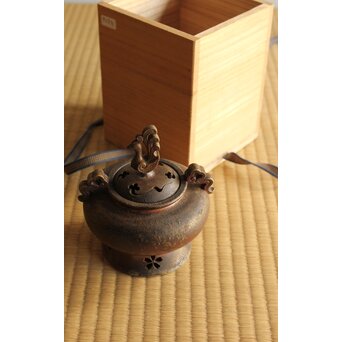 鈴木黄哉 備前 細工香炉　P491 