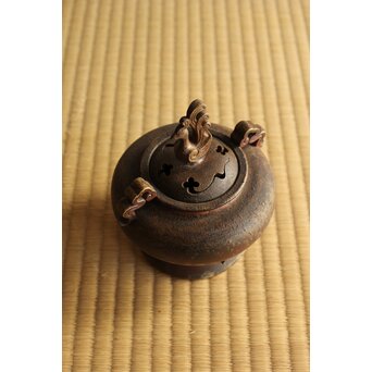 鈴木黄哉 備前 細工香炉　P491 