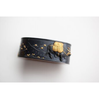 政貫銘 農耕図 金銀象嵌 縁頭　M426 