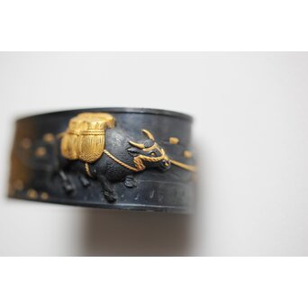 政貫銘 農耕図 金銀象嵌 縁頭　M426 