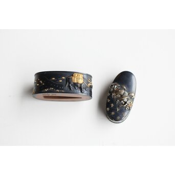 政貫銘 農耕図 金銀象嵌 縁頭　M426