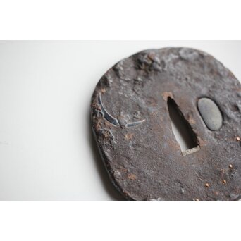 鉄地金銀象嵌 朧月 鍔　M428 