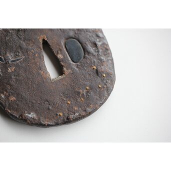 鉄地金銀象嵌 朧月 鍔　M428 