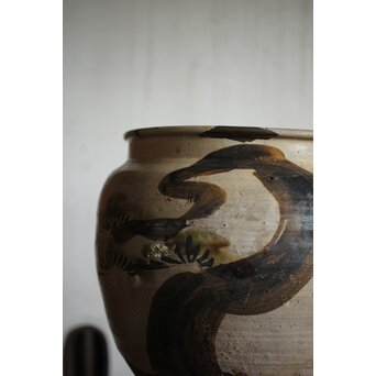 江戸時代 古武雄 鉄絵緑彩松岩文 水甕　P495 