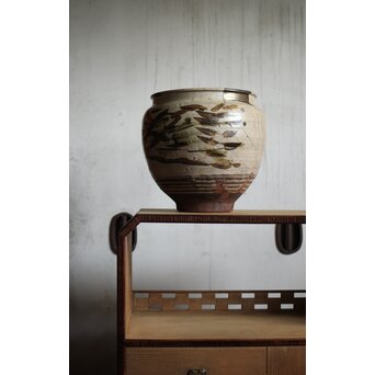 江戸時代 古武雄 鉄絵緑彩松岩文 水甕　P495