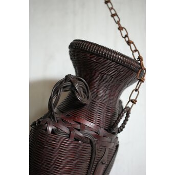 鈴木玩々斎 唐物写壺型耳付 懸花籠 竹籠　U362 