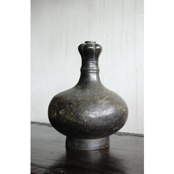 漢 青銅花瓶 / 汉代 青铜蒜头瓶 六花形口長頸壺　M435 