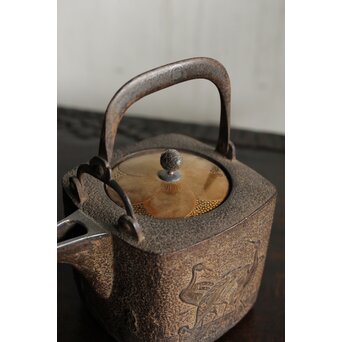 狩野探幽 群鶴図 松竹梅意匠 銀象嵌平手 蒔絵蓋 銚子　M436 