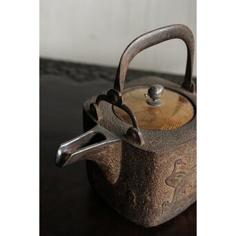 狩野探幽 群鶴図 松竹梅意匠 銀象嵌平手 蒔絵蓋 銚子　M436 