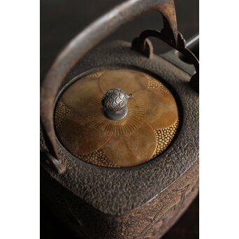 狩野探幽 群鶴図 松竹梅意匠 銀象嵌平手 蒔絵蓋 銚子　M436 