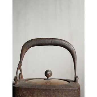 狩野探幽 群鶴図 松竹梅意匠 銀象嵌平手 蒔絵蓋 銚子　M436 