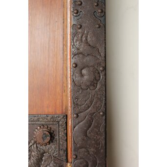 庄内手 鍾馗大鉄金具蔵戸　W0178Y 