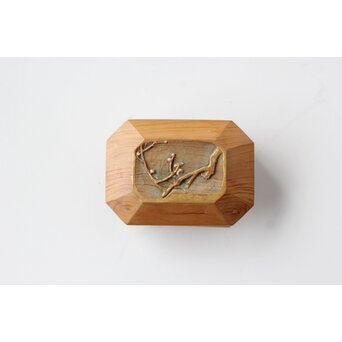 吉田芳明 梅花香合　X473 