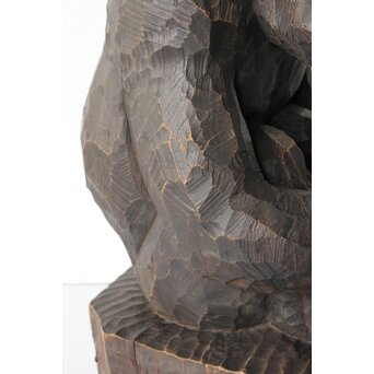 宮本理三郎 チンパンジー 木彫置物　X565 