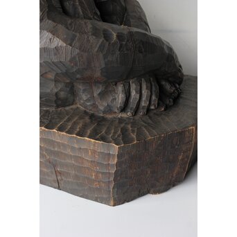 宮本理三郎 チンパンジー 木彫置物　X565 