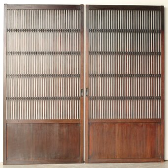 煤飴色 時代松格子戸　L1148 AB　表