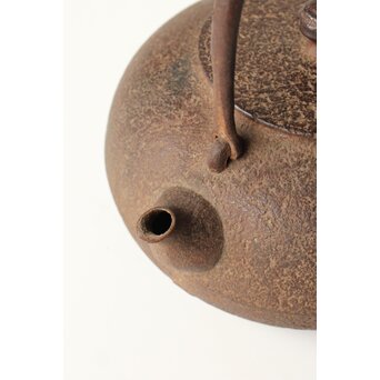 稀少 松橋宗明 南部鋳金研究所 高橋萬治以前の作 虫喰摘 平丸鉄瓶/湯沸　M441 