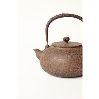 稀少 松橋宗明 南部鋳金研究所 高橋萬治以前の作 虫喰摘 平丸鉄瓶/湯沸　M441 