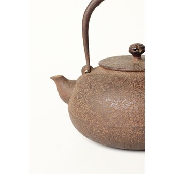 稀少 松橋宗明 南部鋳金研究所 高橋萬治以前の作 虫喰摘 平丸鉄瓶/湯沸　M441 