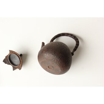 南部名工 有坂 茄子型豆提手砲口鉄瓶　M441 