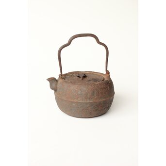 宮崎寒雉風 銀象嵌堤手 破形鎹留手取釜 鉄瓶　M442 