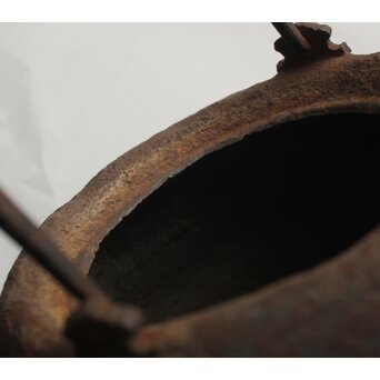 宮崎寒雉風 銀象嵌堤手 破形鎹留手取釜 鉄瓶　M442 