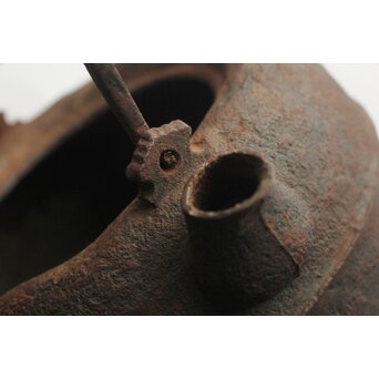 宮崎寒雉風 銀象嵌堤手 破形鎹留手取釜 鉄瓶　M442 