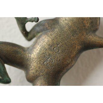 梶川白雲 金工 青蛙　M445 