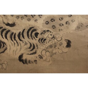 伝 狩野山楽 光頼 龍表装 紙本 虎図 額装　Z568 