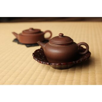 音丸耕堂 霊芝紋茶托 瓶敷　X571 