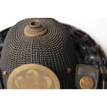 鉄地 百二十間 霰筋兜　M448 