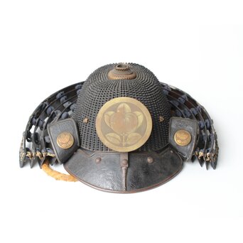 鉄地 百二十間 霰筋兜　M448
