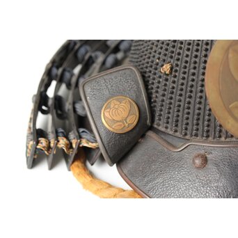 鉄地 百二十間 霰筋兜　M448 