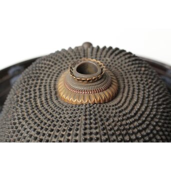 鉄地 百二十間 霰筋兜　M448 