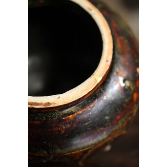 朝鮮李朝 飴釉蓋付面取壺　P523 