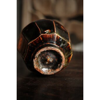 朝鮮李朝 飴釉蓋付面取壺　P523 