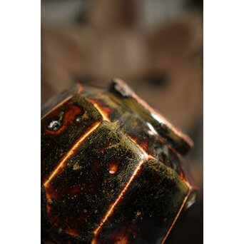 朝鮮李朝 飴釉蓋付面取壺　P523 