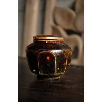 朝鮮李朝 飴釉蓋付面取壺　P523 