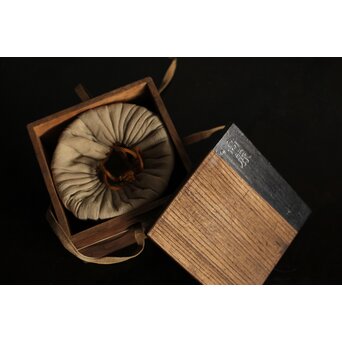 朝鮮李朝 笹葉火間 堅手茶碗　P527 