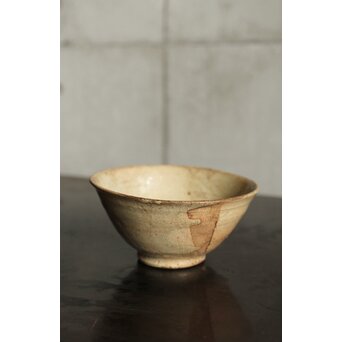 朝鮮李朝 笹葉火間 堅手茶碗　P527 