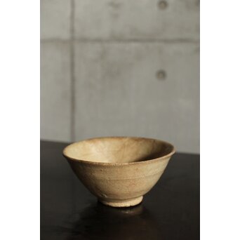 朝鮮李朝 笹葉火間 堅手茶碗　P527 