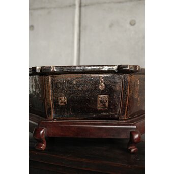 出雲焼 楽山窯 九代長岡空味 十代長岡空處 合作 六角飴釉鉢　P530 