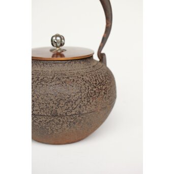 金喜堂 浄味作 白肌鉄瓶 共箱　M452 