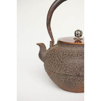 金喜堂 浄味作 白肌鉄瓶 共箱　M452 