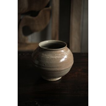 李朝初期 粉青沙器 輪線象嵌 塩筍壺　P536 