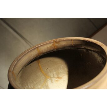 江戸時代 古武雄 鉄絵緑彩松岩文 水甕　P537 