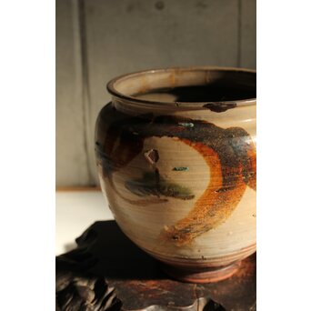 江戸時代 古武雄 鉄絵緑彩松岩文 水甕　P537 