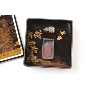 寛哉作 春日鹿曼荼羅蒔絵 硯箱　Q380 